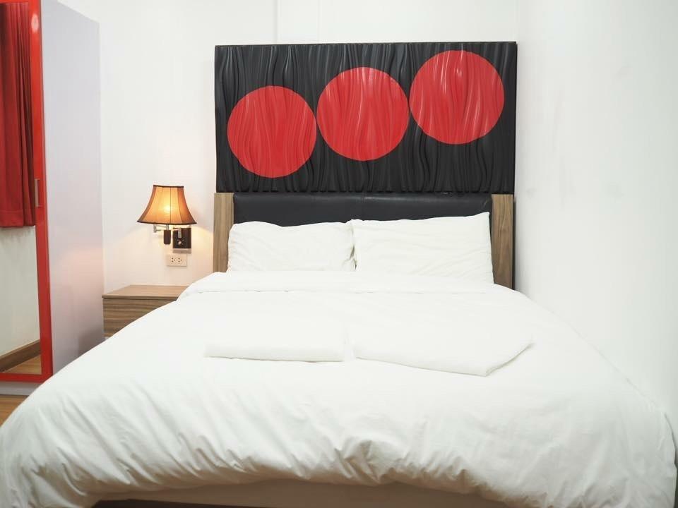 Pook Swan House Hotel Паттайя Номер фото